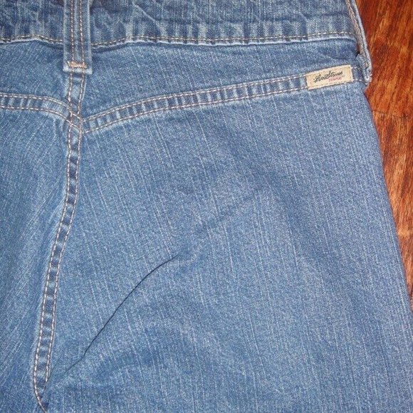 LEVI STRAUSS Signature CAPRI Jeans *UNUSUAL POCKET detail *MED WASH Denim * sz 4 - Picture 5 of 6